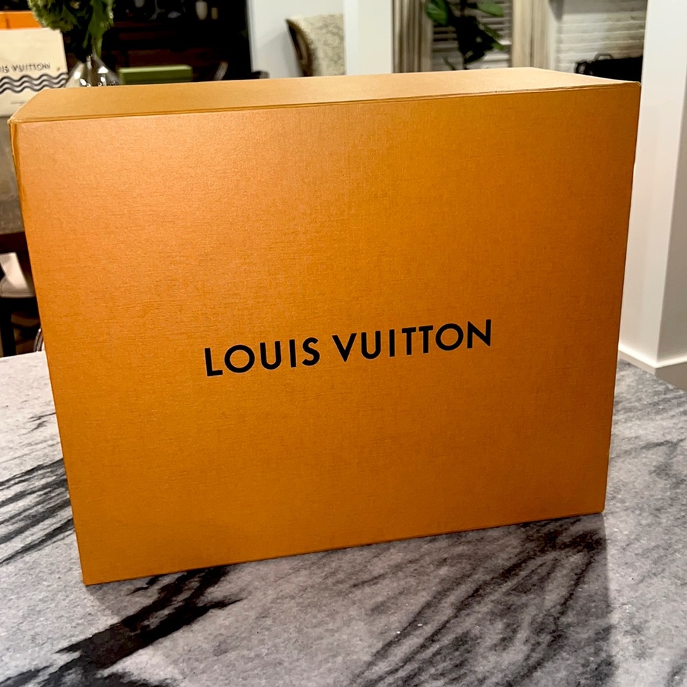 Authentic Louis Vuitton Purse Box